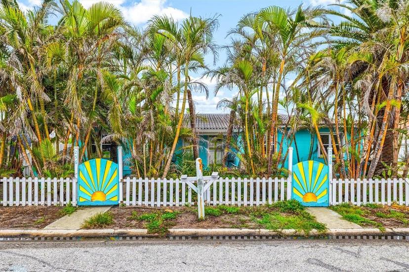 Picture of 256 144Th Avenue, Madeira Beach FL 33708