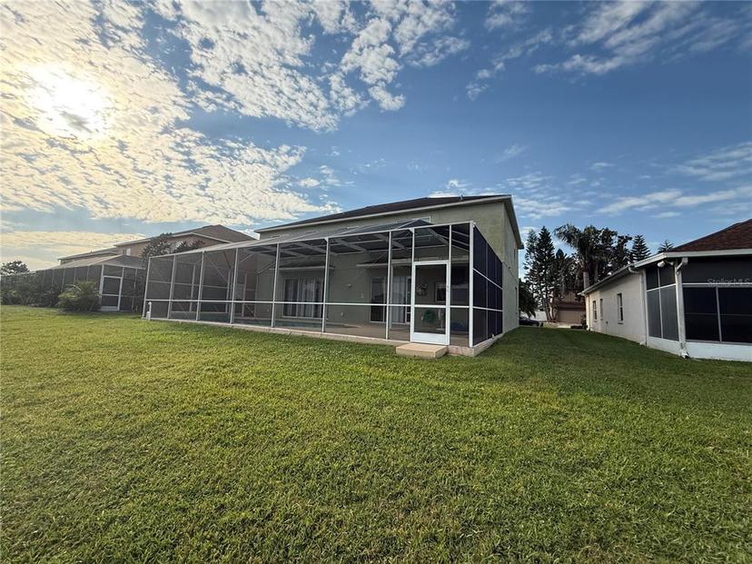 Picture of 11120 Sailbrooke Drive, Riverview FL 33579