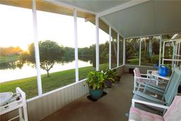 Picture of 458 Sioux Boulevard, Oak Hill, FL 32759