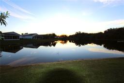 Picture of 458 Sioux Boulevard, Oak Hill, FL 32759