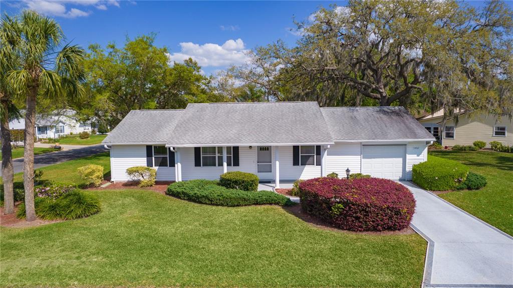 Picture of 5402 Rosewall Circle, Leesburg, FL 34748