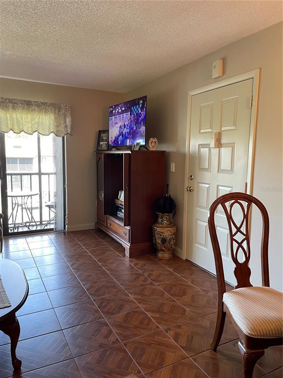 Picture of 2688 Pine Ridge Way N Unit D2, Palm Harbor FL 34684