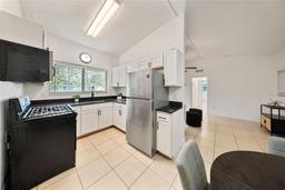 Picture of 305 Hope Circle, Orlando, FL 32811