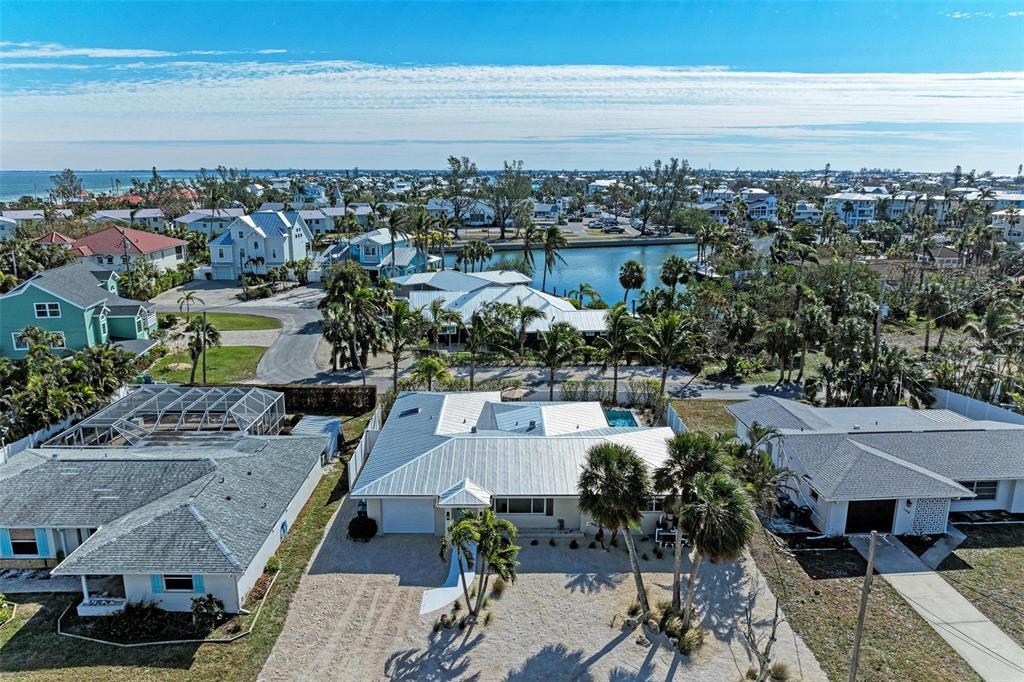 Picture of 150 Crescent Drive, Anna Maria, FL 34216