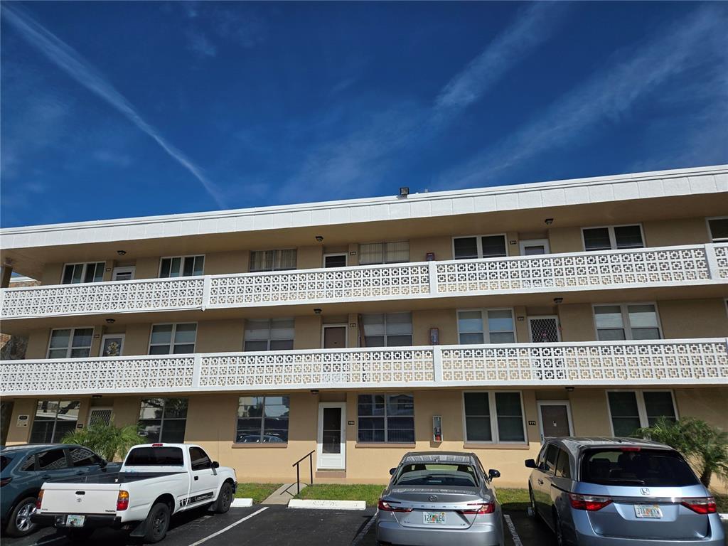 Picture of 5095 Bay Street Ne Unit 310, St Petersburg, FL 33703