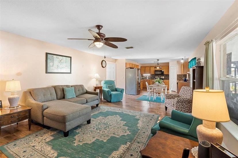Picture of 707 Leeward Drive, Deltona FL 32738