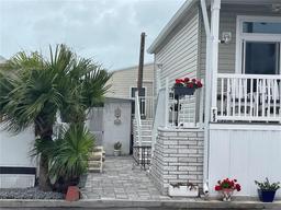 Picture of 3710 Gulf Of Mexico Drive Unit F22, Longboat Key, FL 34228
