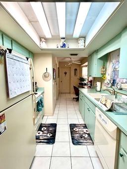 Picture of 6924 Tuxedo Street, Englewood, FL 34224