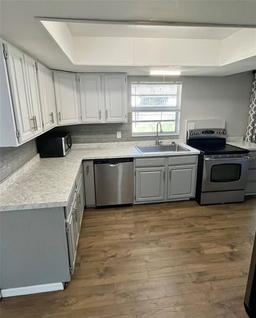 Picture of 1130 W Minnehaha Avenue, Clermont, FL 34711