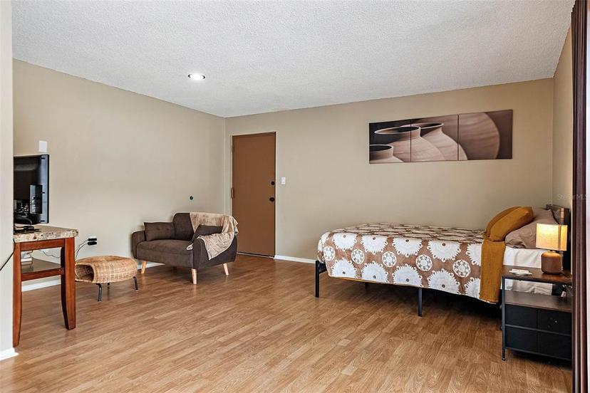 Picture of 1055 82Nd Terrace N Unit 1055A, St Petersburg FL 33702