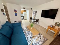 Picture of 1515 NW 29Th Road Unit A7, Gainesville, FL 32605