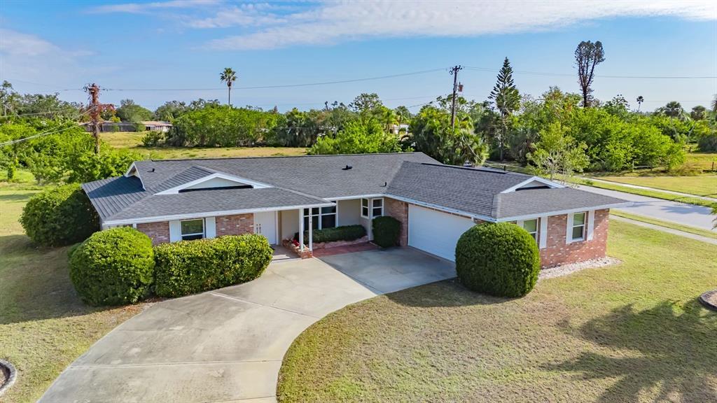 Picture of 2476 Breakwater Circle, Sarasota, FL 34231