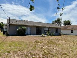 Picture of 662 Comstock Drive, Deltona, FL 32738