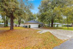 Picture of 31 Redwood Road, Ocala, FL 34472