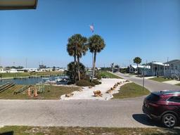 Picture of 805 S Waterway, Venice, FL 34285