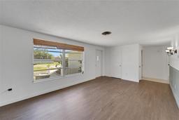 Picture of 1136 Flamingo Road, Venice, FL 34293
