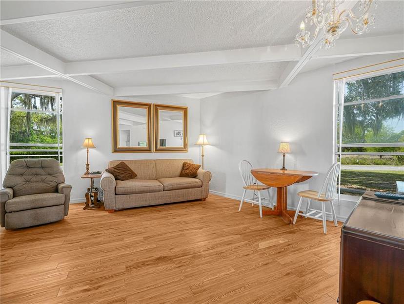 Picture of 1517 Club Circle Unit 8992, Lakeshore FL 33854