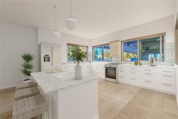 Picture of 7039 Hibiscus Avenue S, South Pasadena, FL 33707