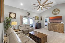 Picture of 427 Lanham Drive, Winter Haven, FL 33881