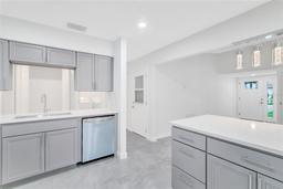 Picture of 3184 Cypress Green Drive, Palm Harbor, FL 34684