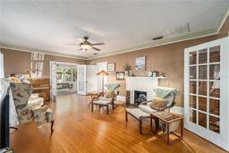 Picture of 627 SE 2Nd Place, Gainesville, FL 32601
