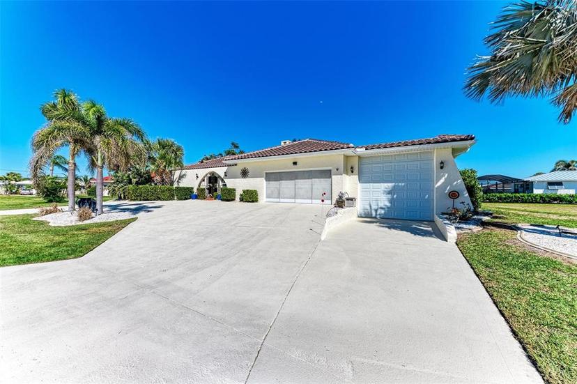 Picture of 740 Via Esplanade, Punta Gorda FL 33950