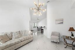 Picture of 200 Gardens Edge Drive Unit 222, Venice, FL 34285