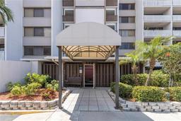 Picture of 450 Treasure Island Causeway Unit 507, Treasure Island, FL 33706