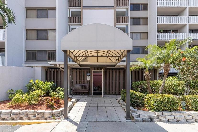 Picture of 450 Treasure Island Causeway Unit 507, Treasure Island FL 33706
