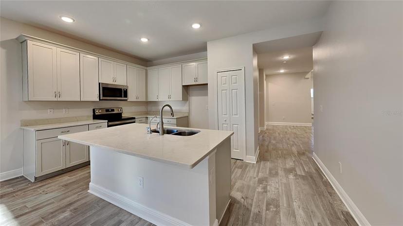 Picture of 8563 Starlight Loop, Parrish FL 34219
