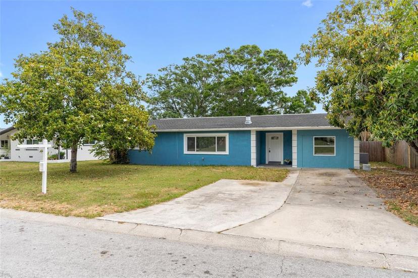 Picture of 1863 Alberta Drive, Largo FL 33756