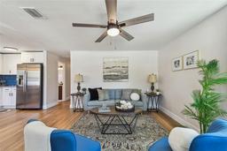 Picture of 3540 Emerson Avenue S, St Petersburg, FL 33711