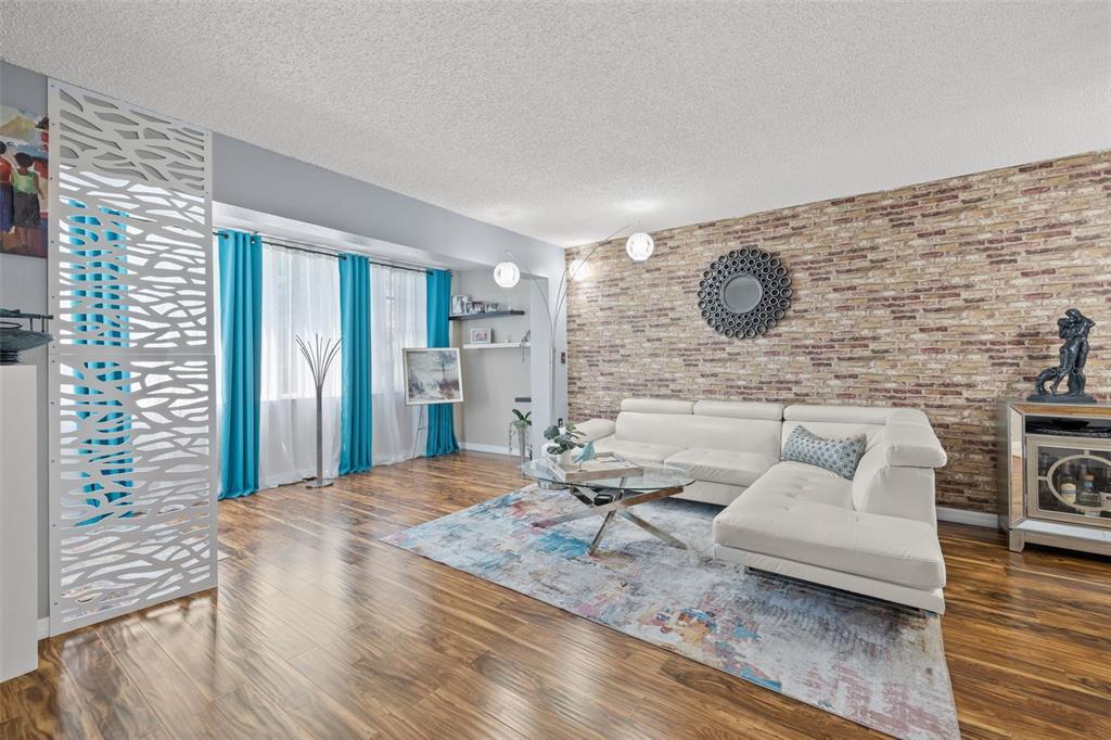 Picture of 6800 20Th Avenue N Unit 309, St Petersburg, FL 33710