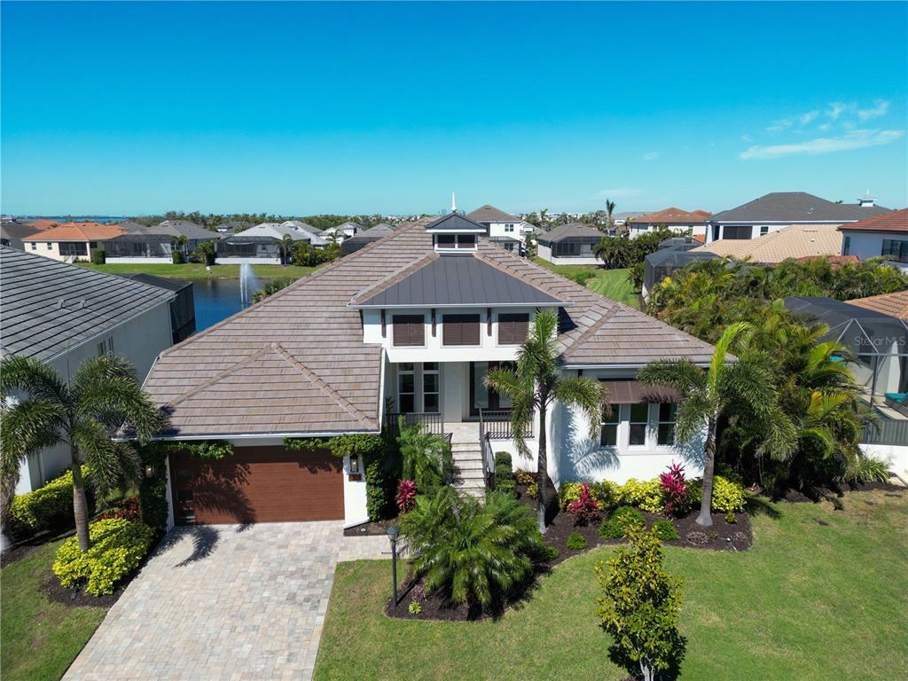 Picture of 6208 Signature Pointe Lane, Bradenton, FL 34210