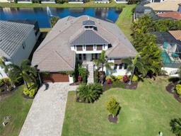 Picture of 6208 Signature Pointe Lane, Bradenton, FL 34210