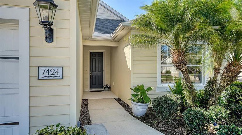 Picture of 7424 Ridgelake Circle, Bradenton FL 34203