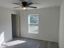 Picture of 74 Fisher Terrace, Ocklawaha, FL 32179