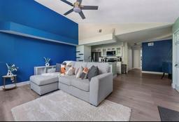 Picture of 5012 Laguna Bay Circle Unit 72, Kissimmee, FL 34746