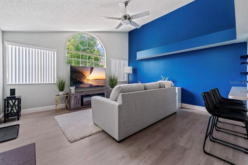 Picture of 5012 Laguna Bay Circle Unit 72, Kissimmee FL 34746