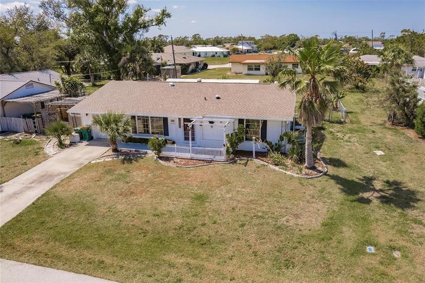 Picture of 586 Skylark Lane Nw, Port Charlotte FL 33952