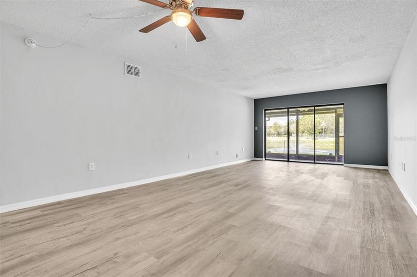 Picture of 5122 Cypress Creek Drive Unit 103, Orlando FL 32811