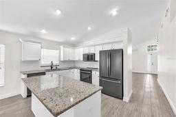 Picture of 8213 Carriage Pointe Drive, Gibsonton, FL 33534