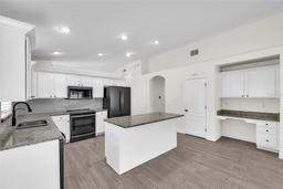 Picture of 8213 Carriage Pointe Drive, Gibsonton, FL 33534