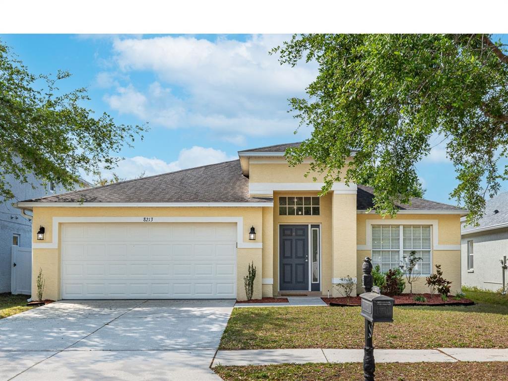 Picture of 8213 Carriage Pointe Drive, Gibsonton, FL 33534