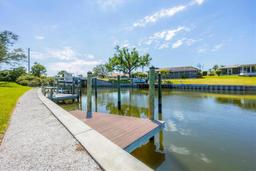 Picture of 51 Oakwood Drive N Unit 51, Englewood, FL 34223
