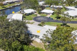 Picture of 51 Oakwood Drive N Unit 51, Englewood, FL 34223