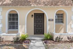 Picture of 9845 84Th Way, Seminole, FL 33777