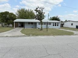 Picture of 253 Walter Avenue, Frostproof, FL 33843