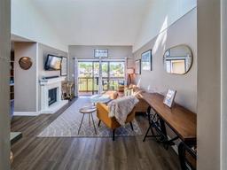 Picture of 1051 S Highland Street Unit 7E, Mount Dora, FL 32757