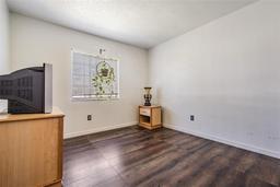 Picture of 4126 Gradstone Place, Tampa, FL 33617